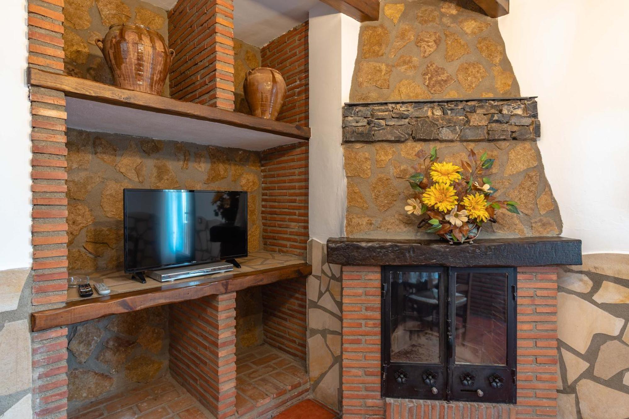 Alojamientos Rurales Los Macabes Alpujarra De La Sierra Room photo